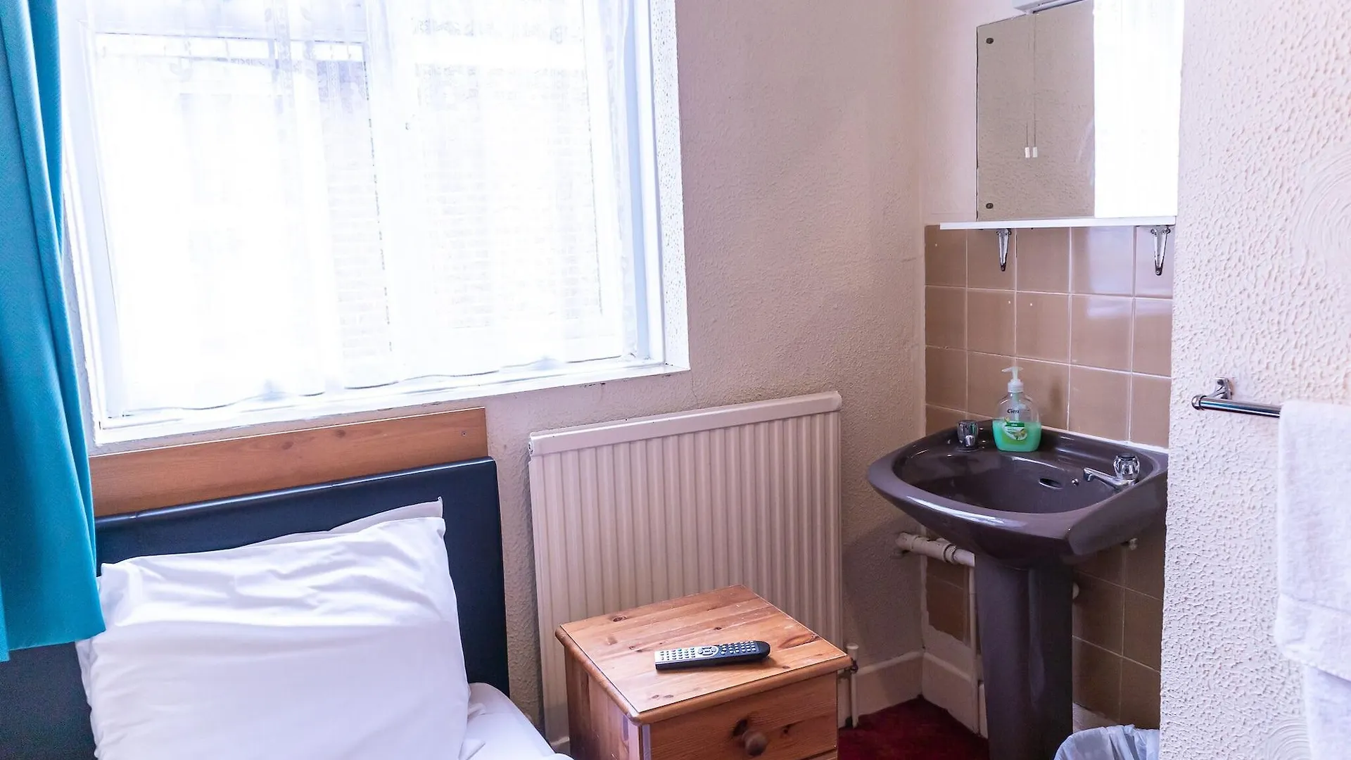 Addenro House B&B Southampton Hotel