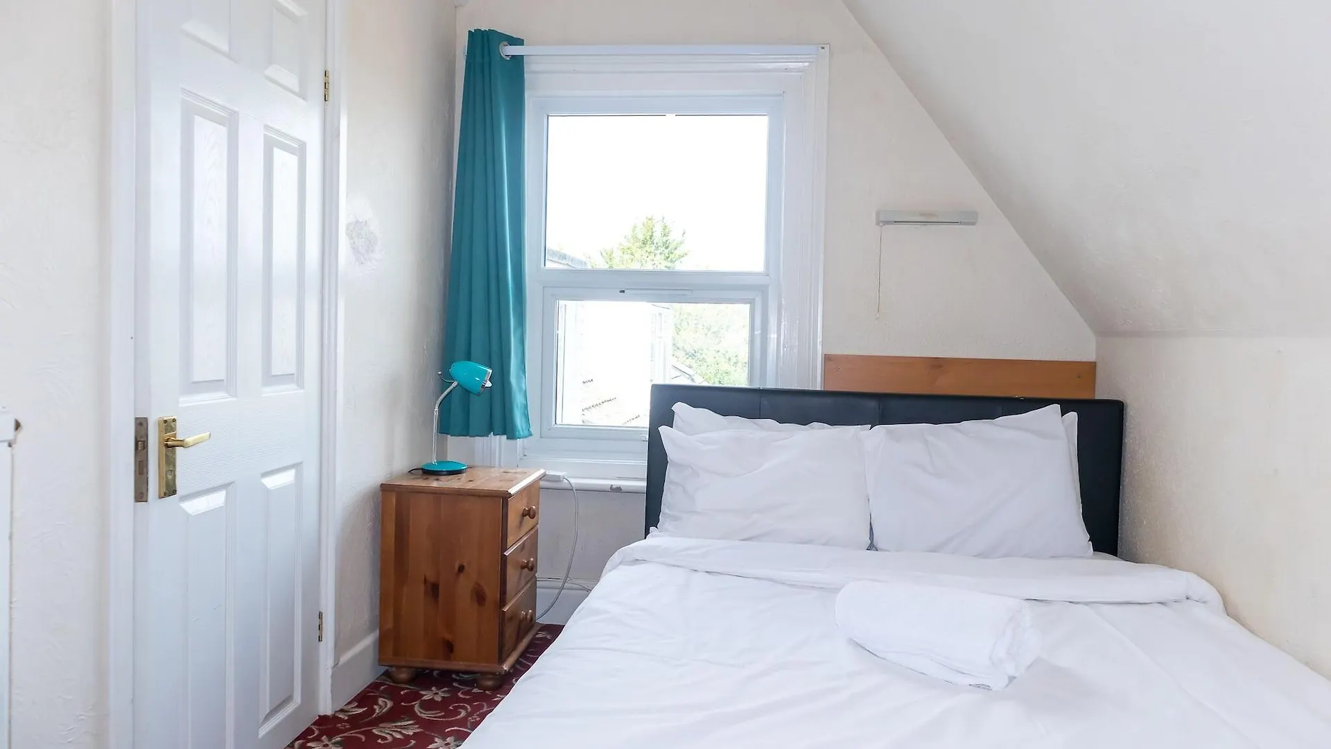 Addenro House B&B Southampton United Kingdom