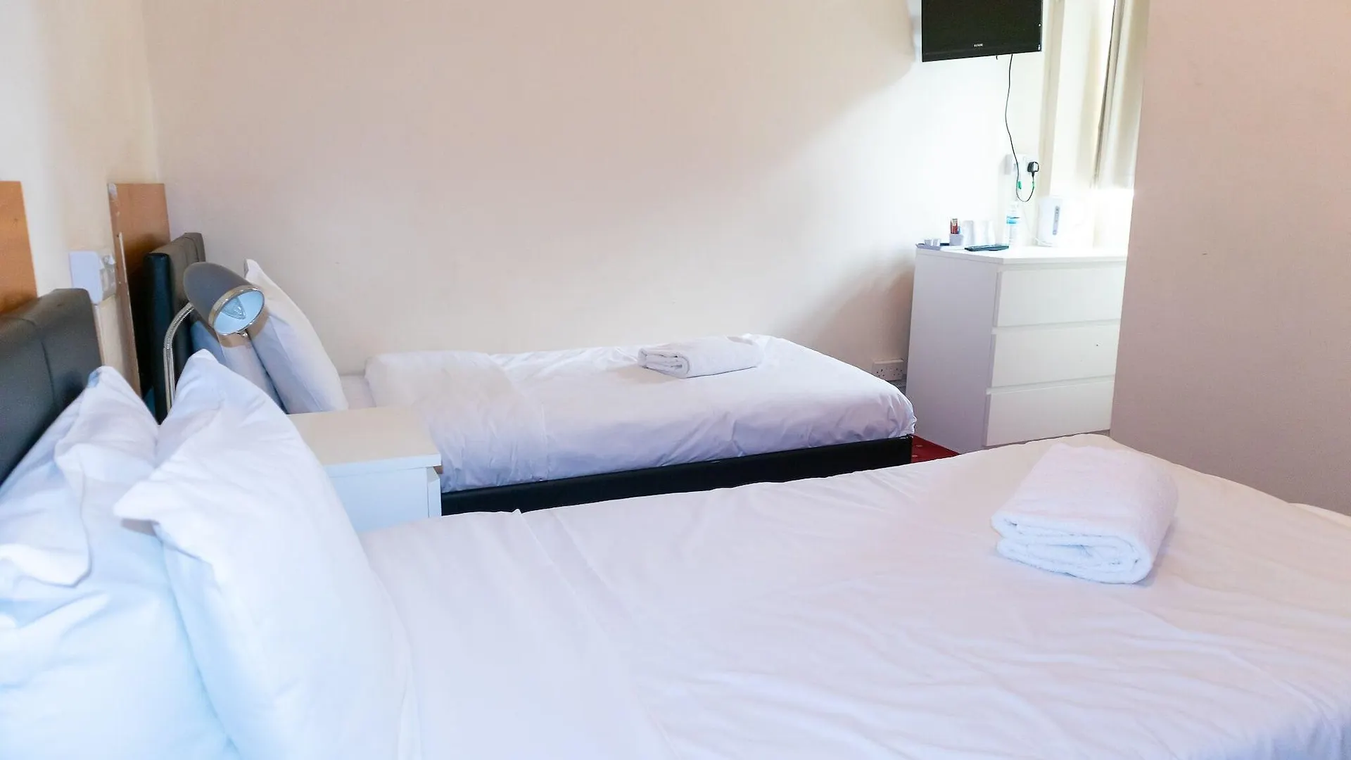Addenro House B&B Southampton 3*,